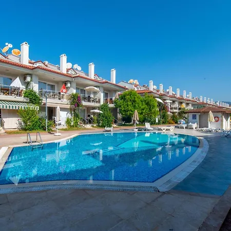 Aparthotel Sunset Club *