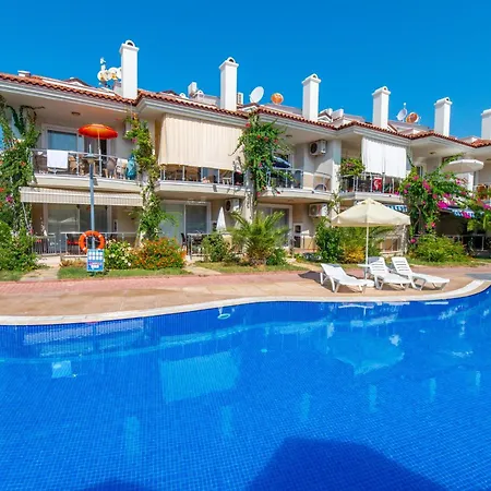 Sunset Club Aparthotel